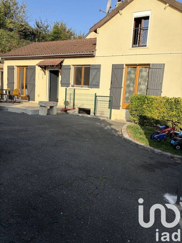 Photo 1 - Maison à SAINT-FARGEAU-PONTHIERRY