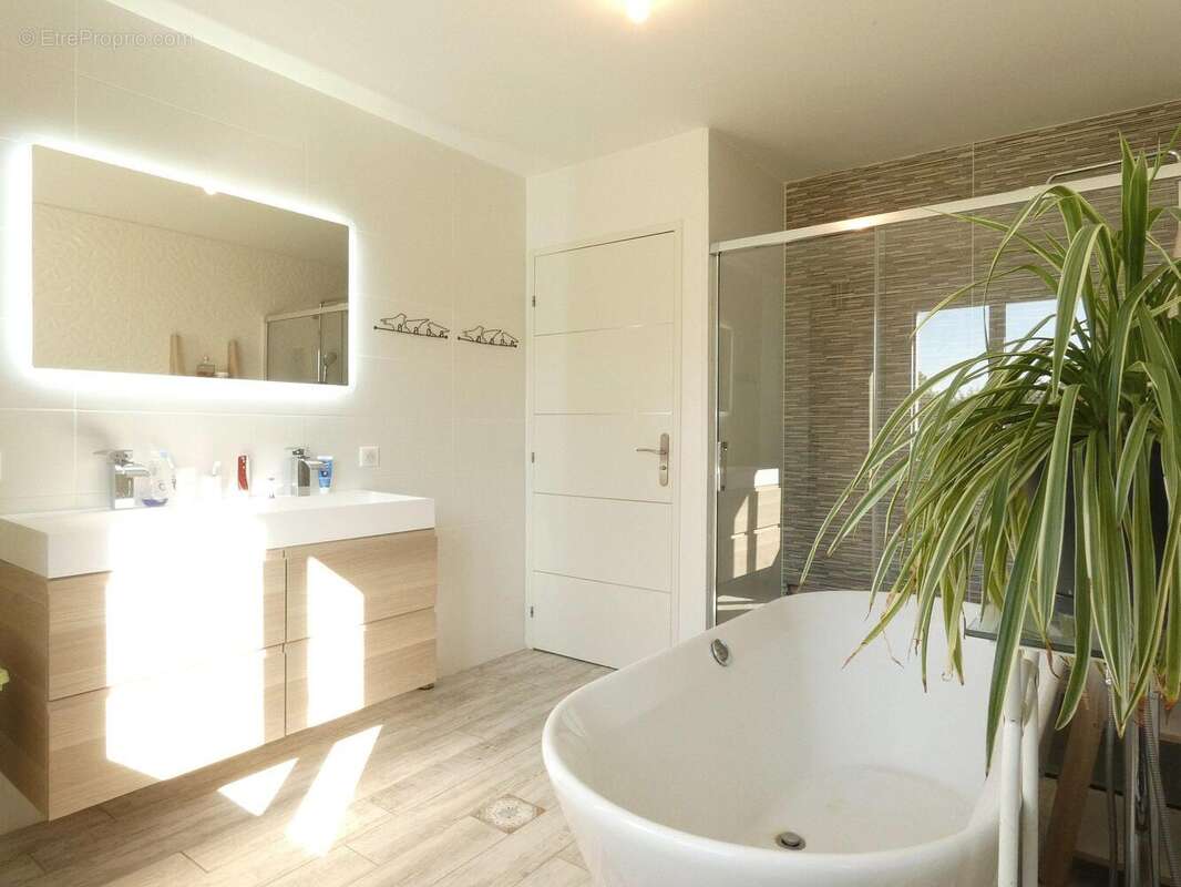 Maison à DAMPIERRE-EN-BURLY