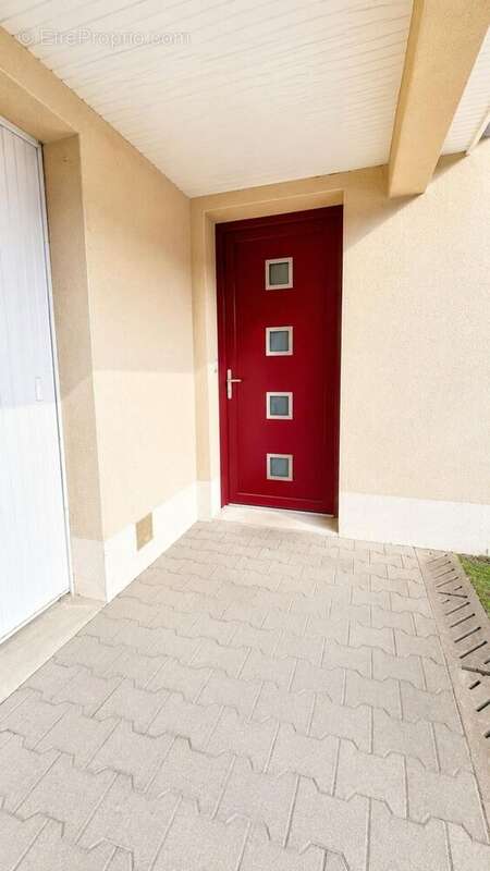 Maison 126 m² à Marcille-La-Ville  - photo 3