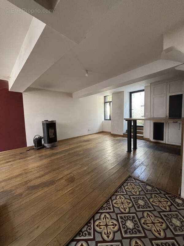 CHATILLON SUR SEINE  (21) maison R + 1 au centre ville , 90M2 avec terrain de 200m2 -atelier -caves - photo 5
