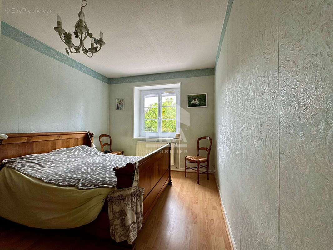 Maison à COMBS-LA-VILLE