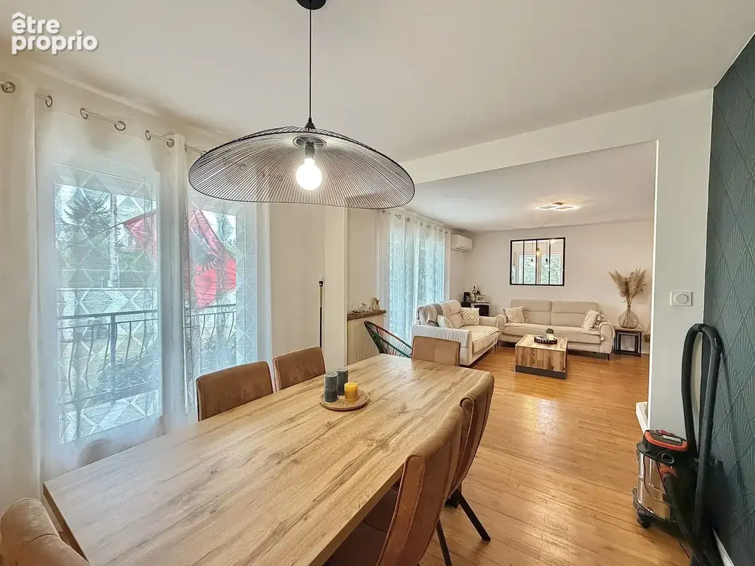 Maison 6 pièces 135 m² à vendre à Chavanoz (38230) - photo 9