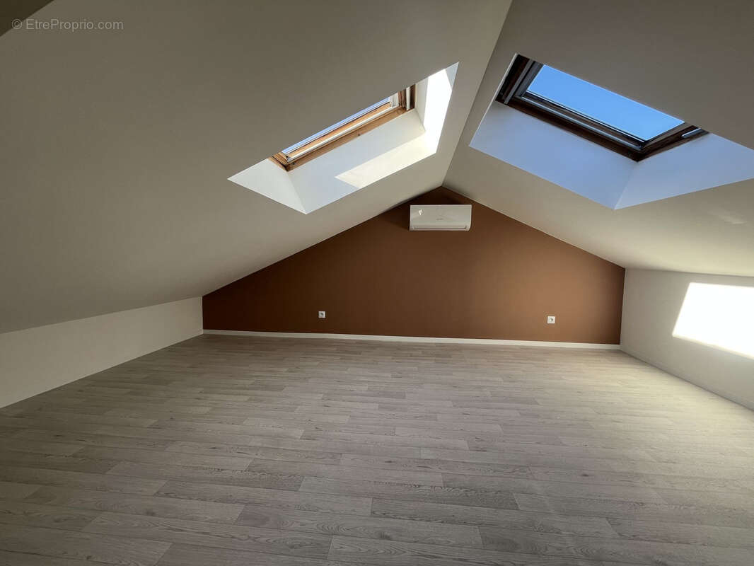 Appartement à HYERES