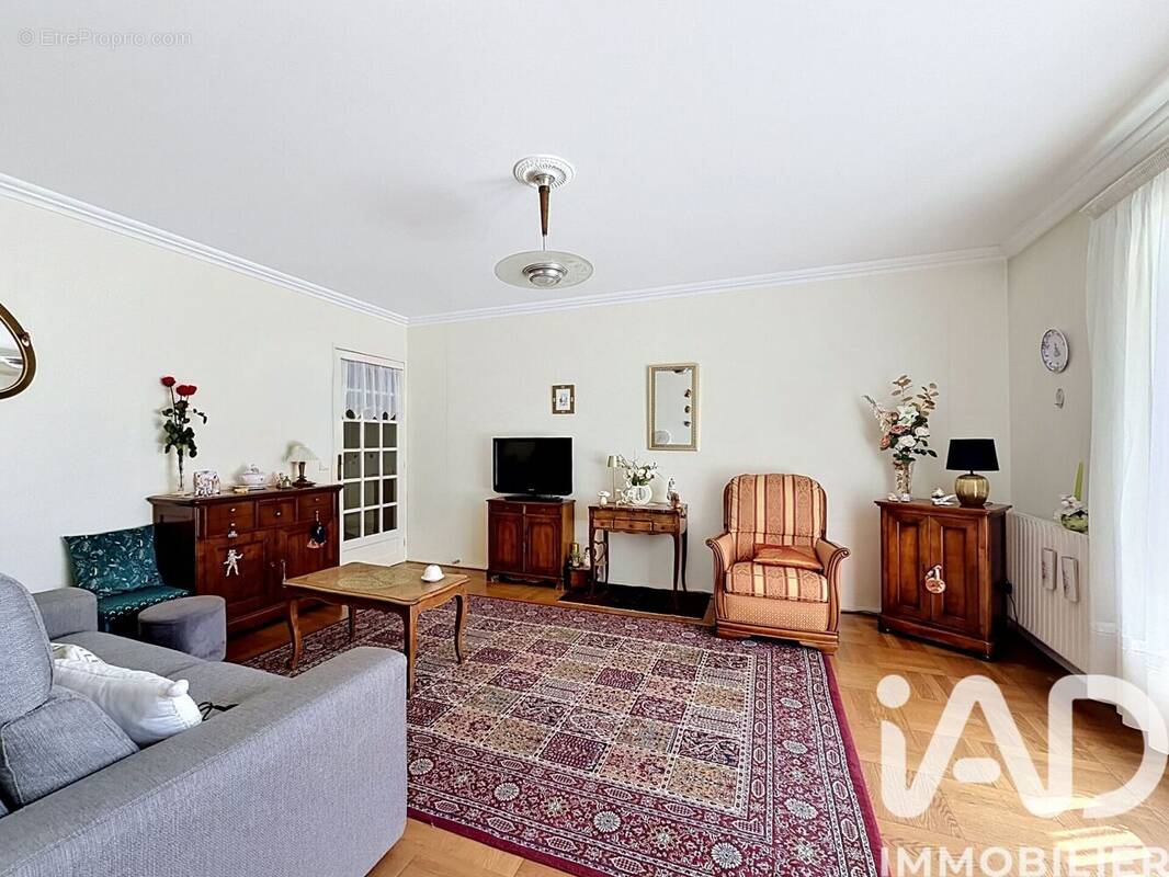 Photo 1 - Appartement à MAGNY-LES-HAMEAUX