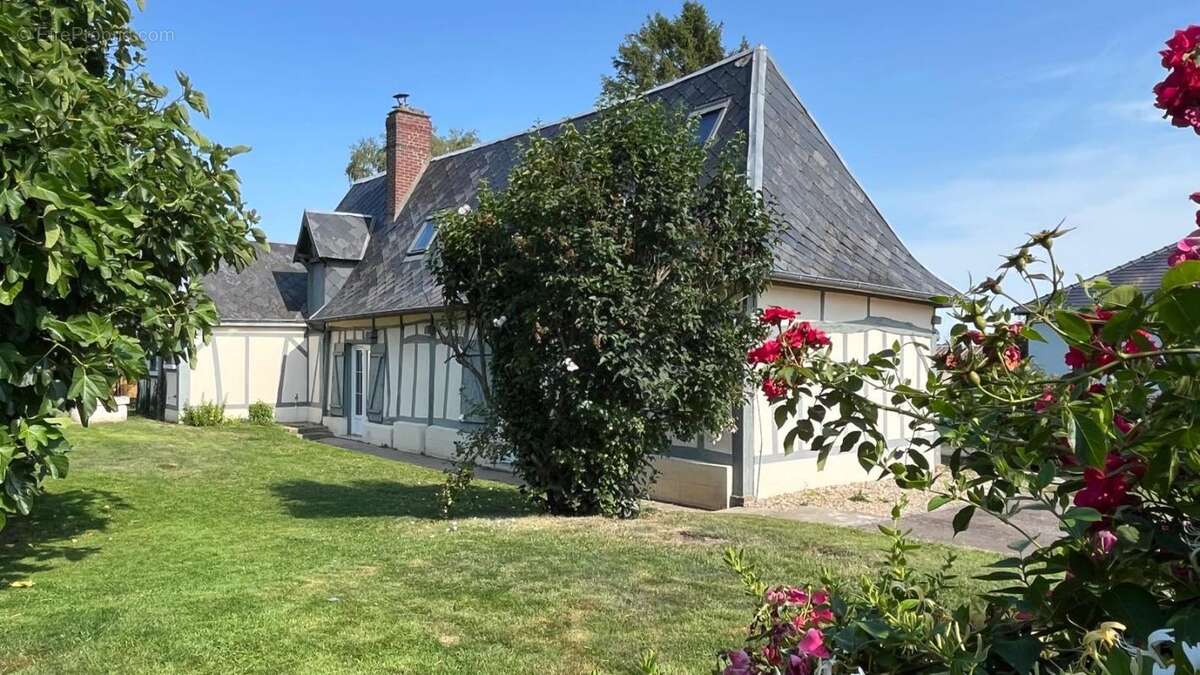 Maison normande de charme avec jardin clos, garage indépendant et pompe à chaleur à BOISSEY LE CH - photo 3