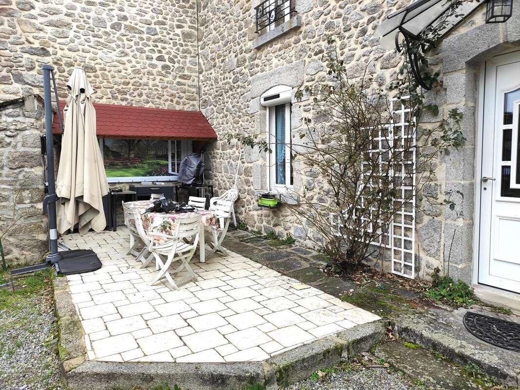 Maison à SOUS-PARSAT