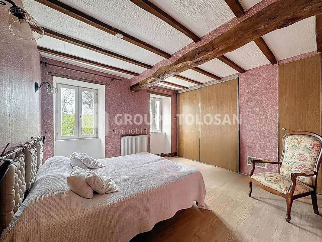 Maison à SAINT-JULIA