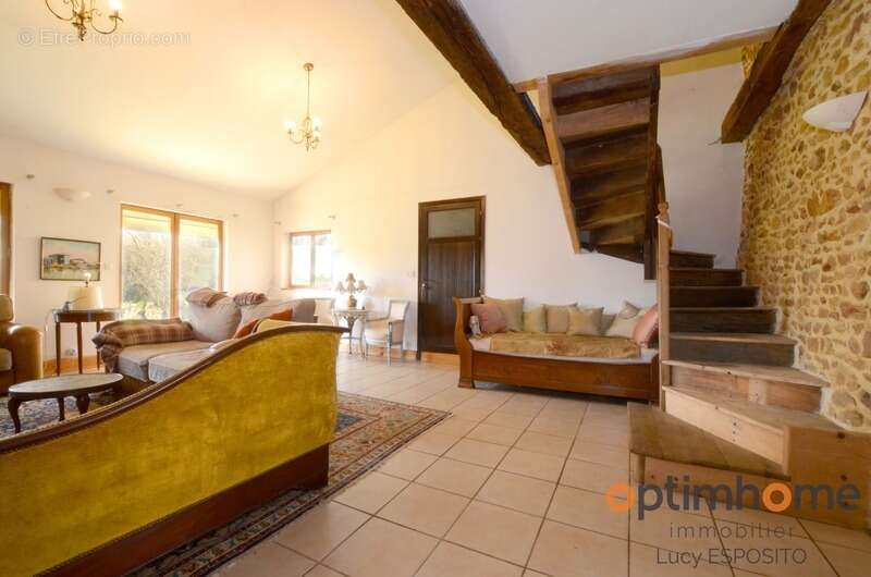  Rare à la vente – Propriété équestre en pierres  14 hectares de terrain - photo 9