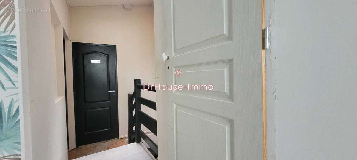Appartement 94 m² à Roye  - photo 4