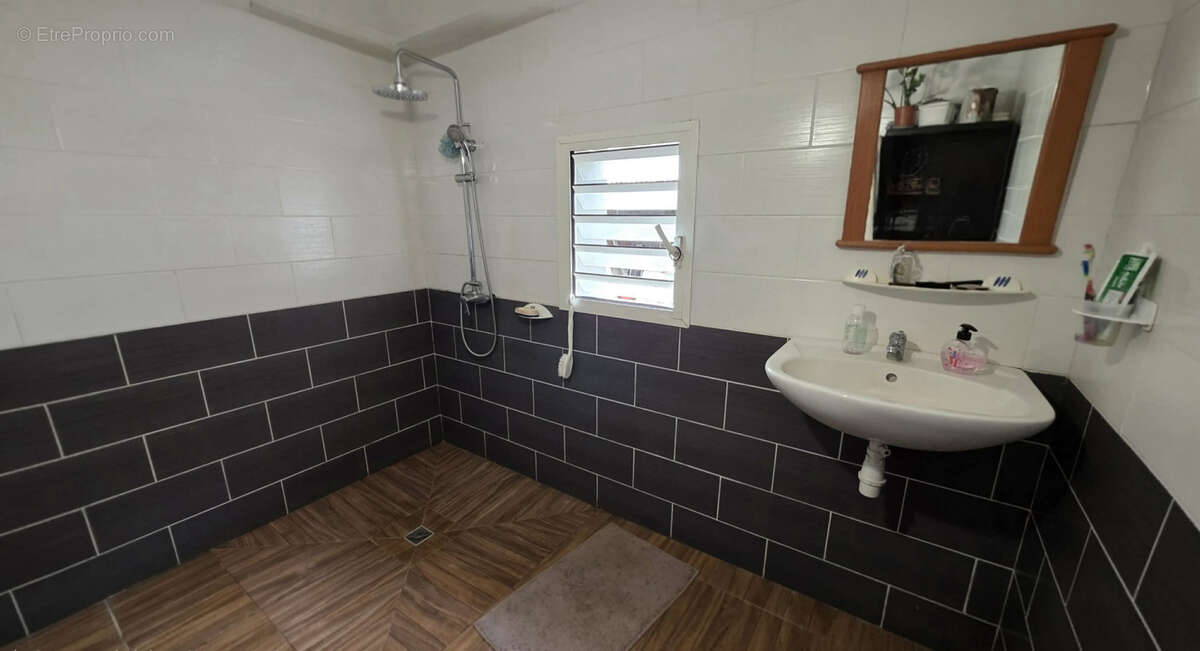 Maison à SAINT-JOSEPH