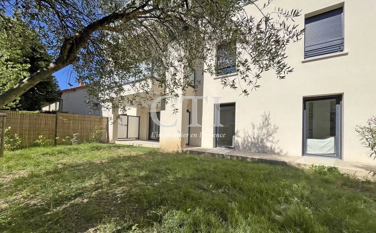 Appartement à VAISON-LA-ROMAINE