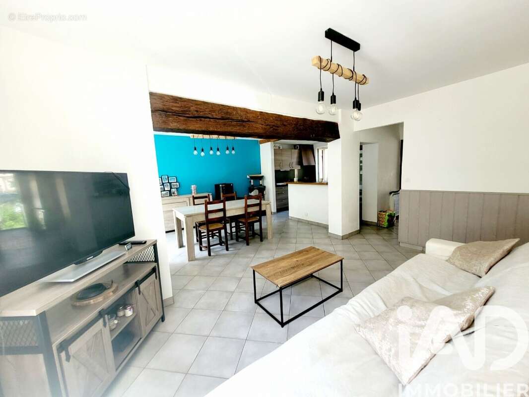 Photo 4 - Maison à COURGIVAUX