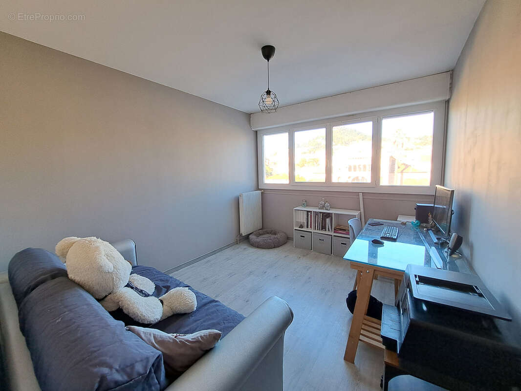 Appartement à HYERES