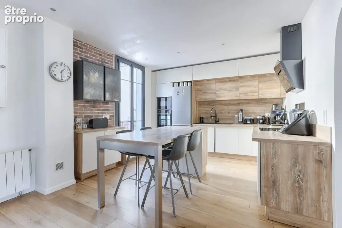 Appartement 4 pièces 74 m² à vendre à La Garenne-Colombes (92250) - photo 2