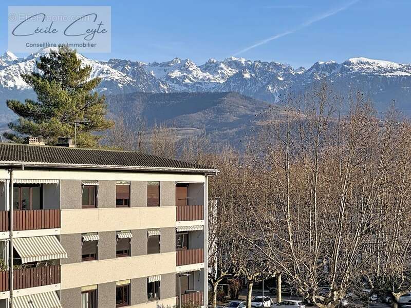 Appartement à LA TRONCHE