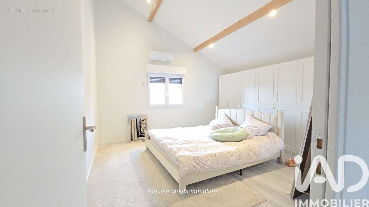 Photo 9 - Maison à VILLENEUVE-LE-ROI