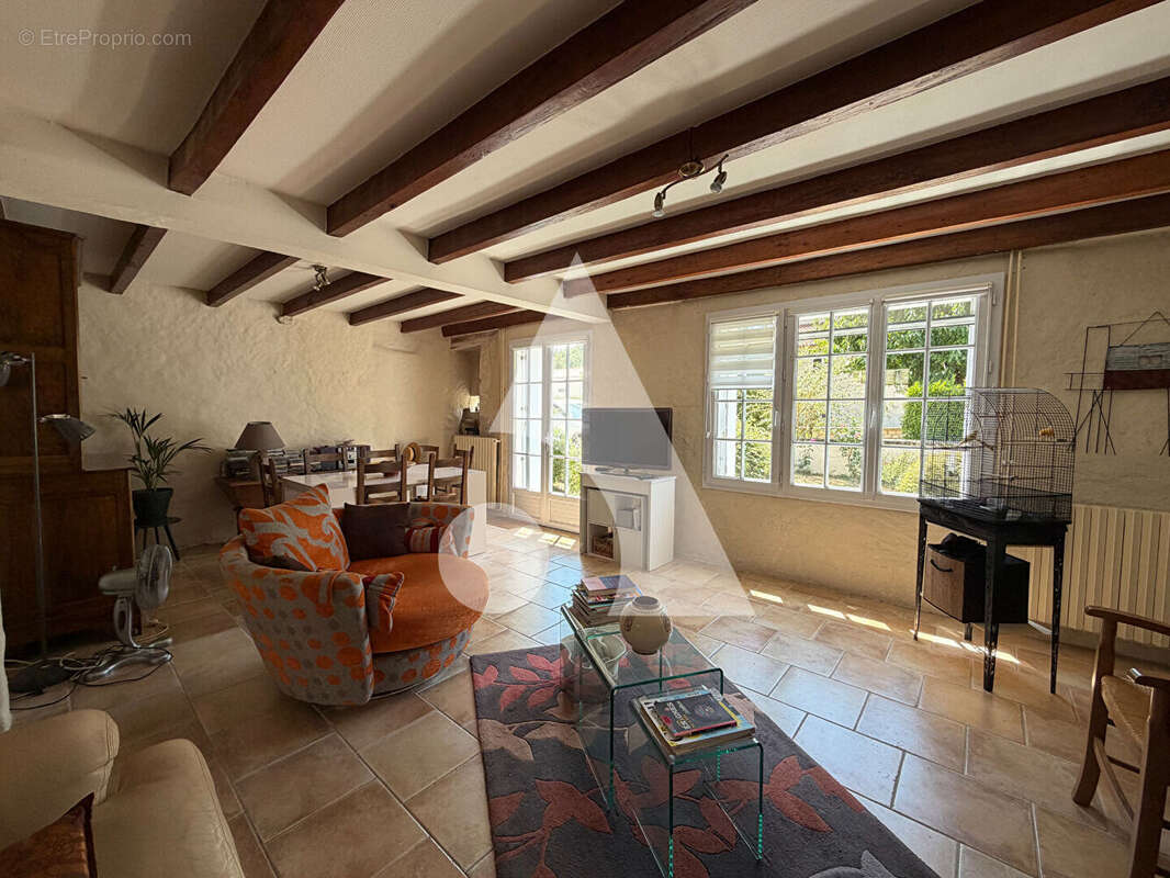 Maison Longère Bessines 7 pièce(s) 137.10 m2 - photo 5