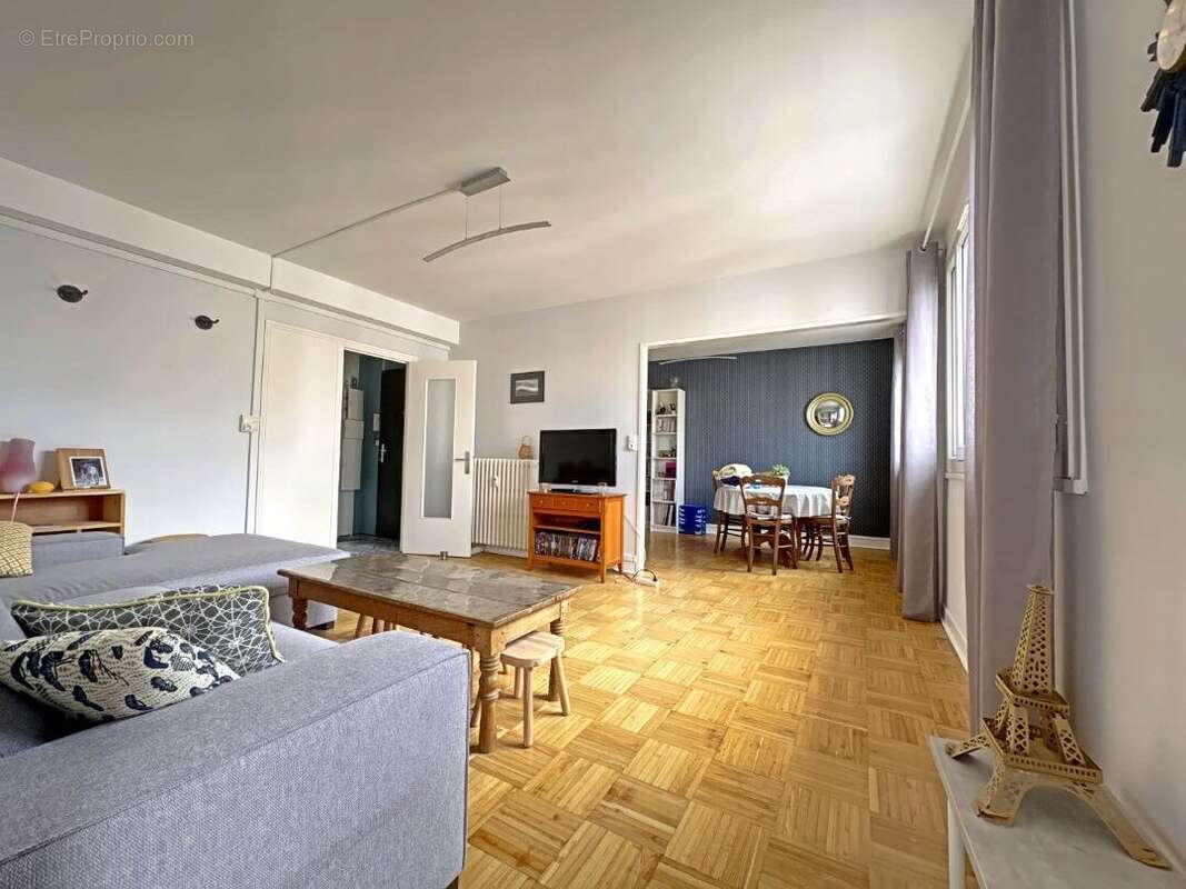 Appartement Reims 3 pièces 72.22 m2 - photo 2