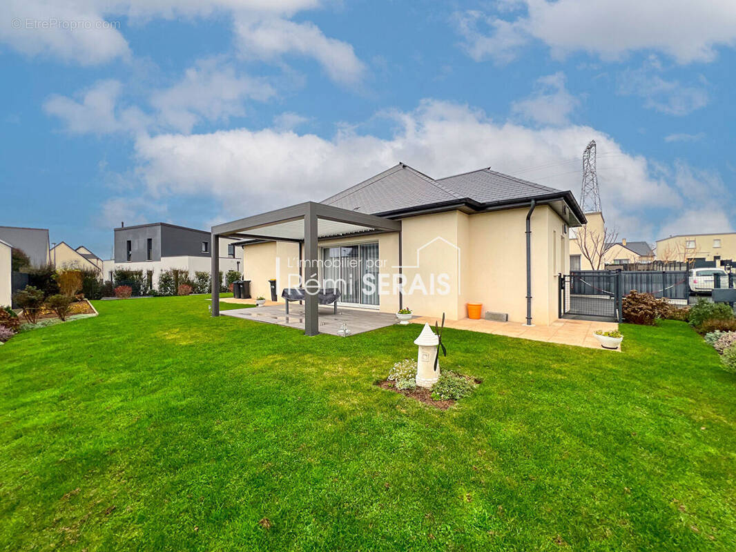 Maison à BARON-SUR-ODON