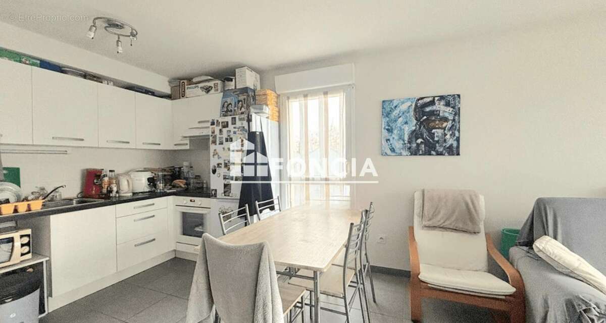 Appartement à LONS