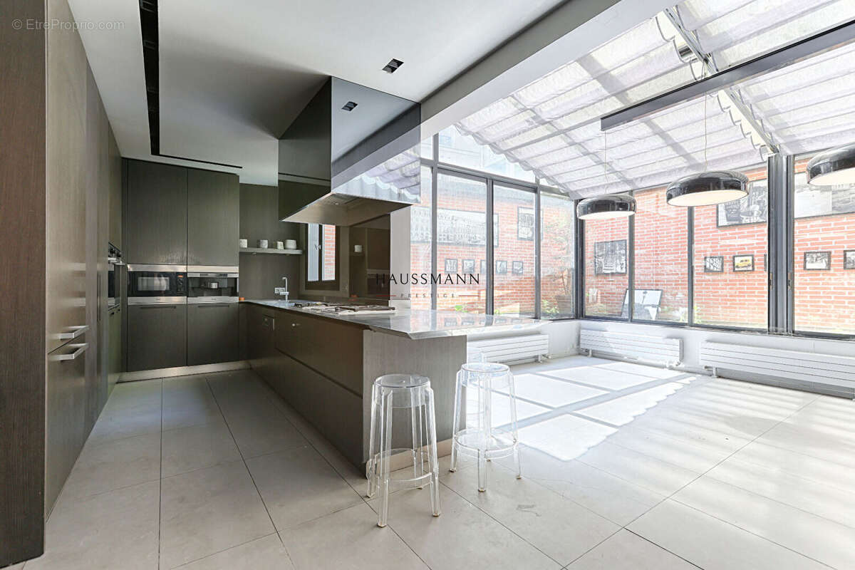 Maison à PARIS-17E
