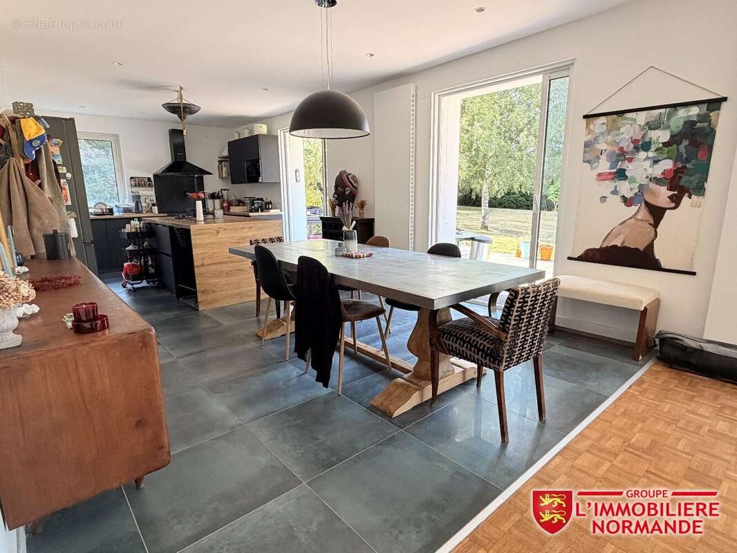 Maison de plain pied - calme - 3 200 m² de terrain - photo 4