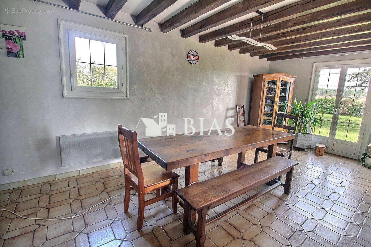 Maison à BOURG-ACHARD