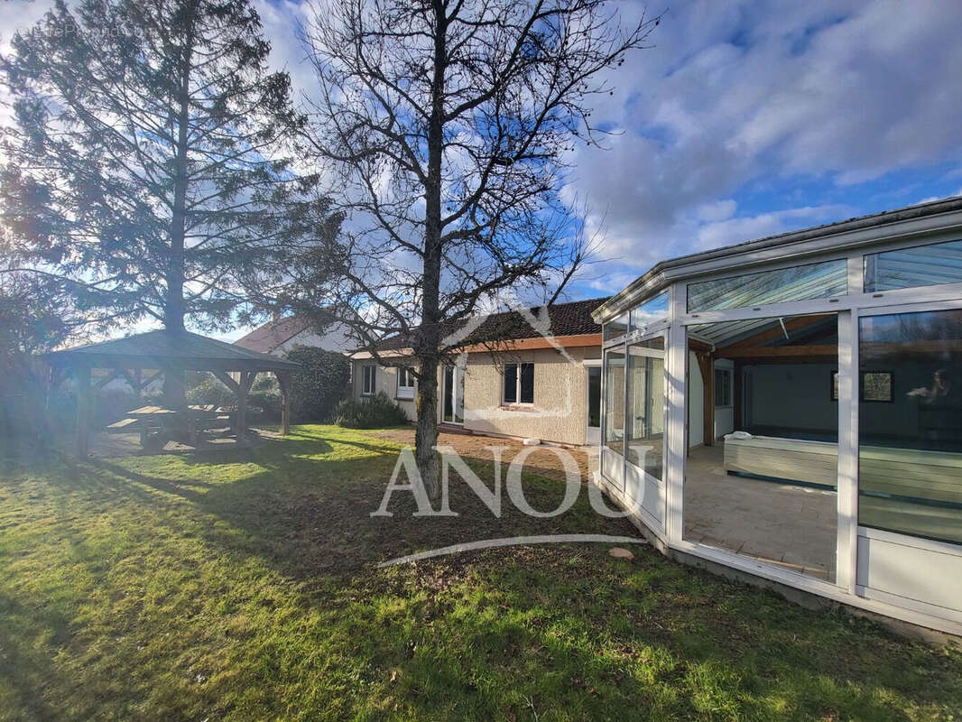 Maison à CLOYES-SUR-LE-LOIR
