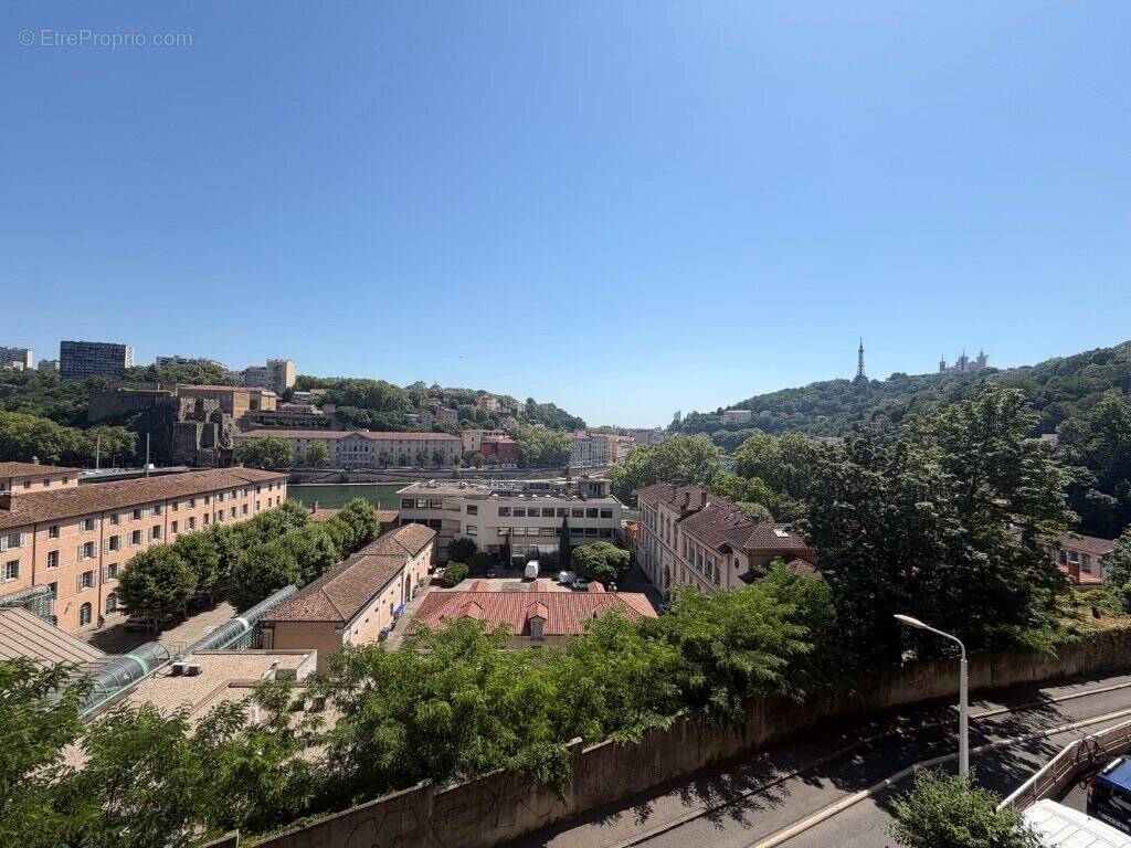 Appartement à LYON-9E