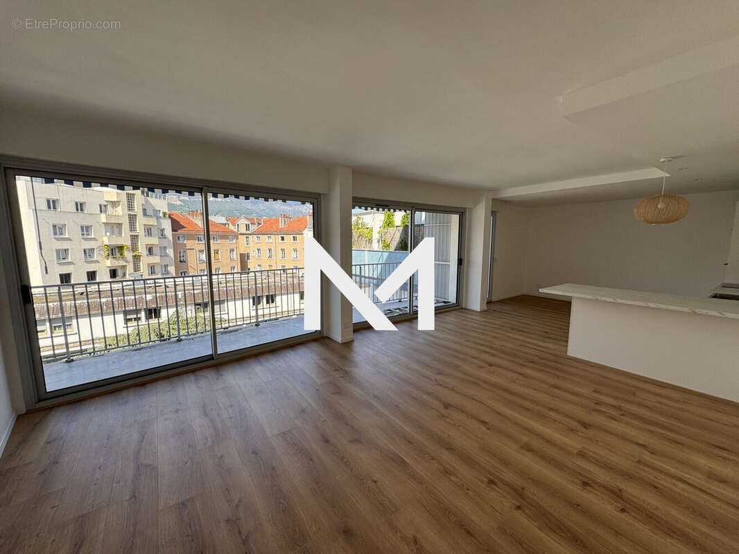 Appartement à GRENOBLE
