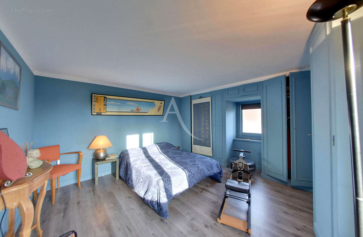 Maison à CHAMPS-SUR-YONNE