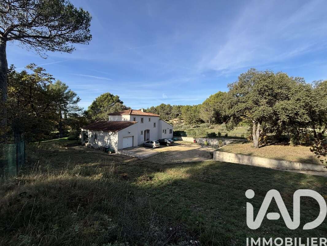 Photo 2 - Maison à LAMBESC