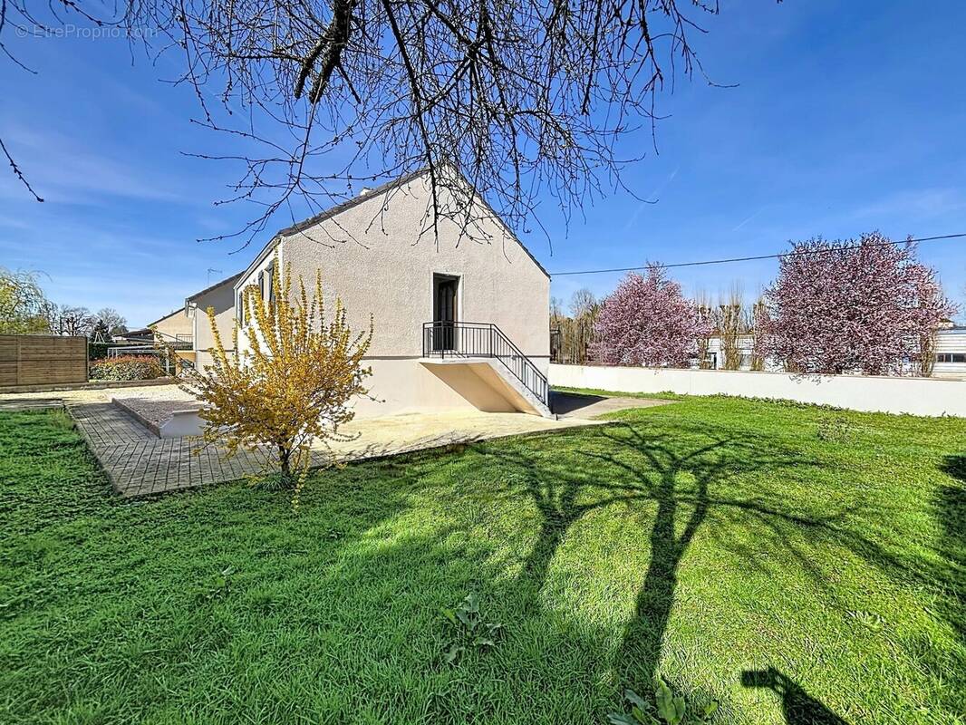 Maison à GRAY
