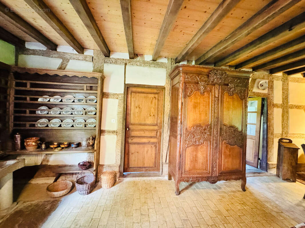 Maison à FRANGY-EN-BRESSE