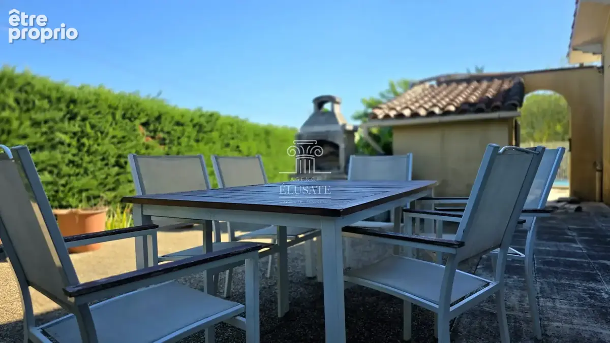 Maison familiale 4 chambres avec piscine, vue sur les vignes et prestations de qualité - photo 10