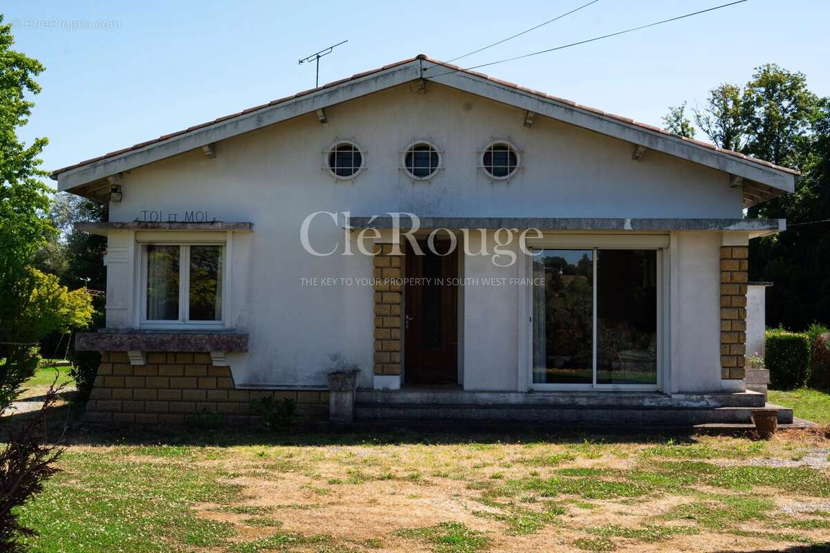 Maison à MONSEGUR