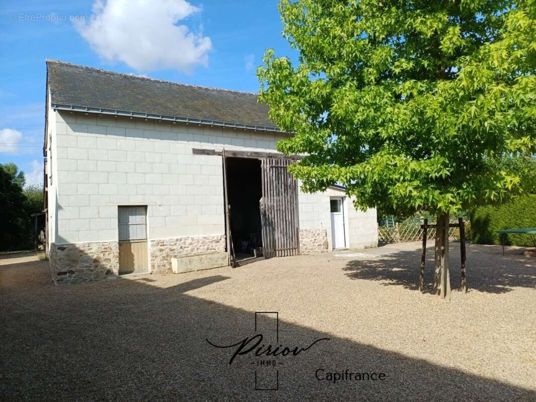 Propriété au charme de l'ancien - comprenant 2 gîtes - dépendances - photo 6