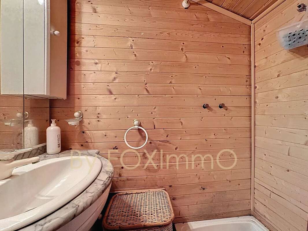 Maison à ROQUEFORT-LES-PINS