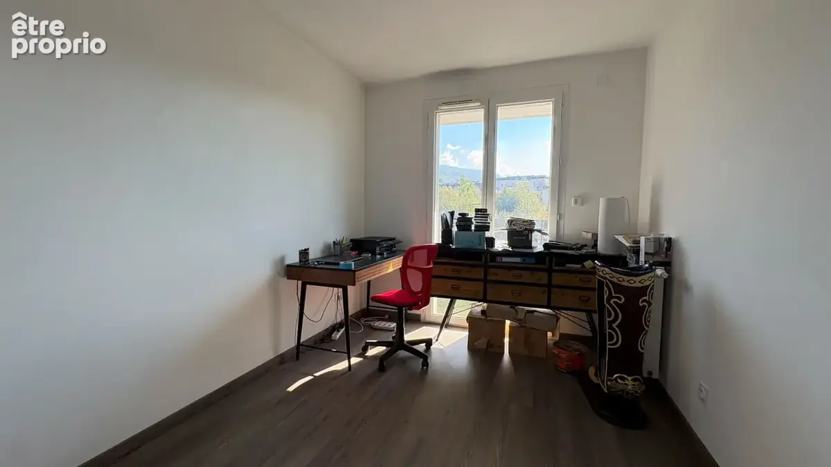 T3 lumineux avec vaste balcon et vue dégagée sur le Semnoz - photo 13