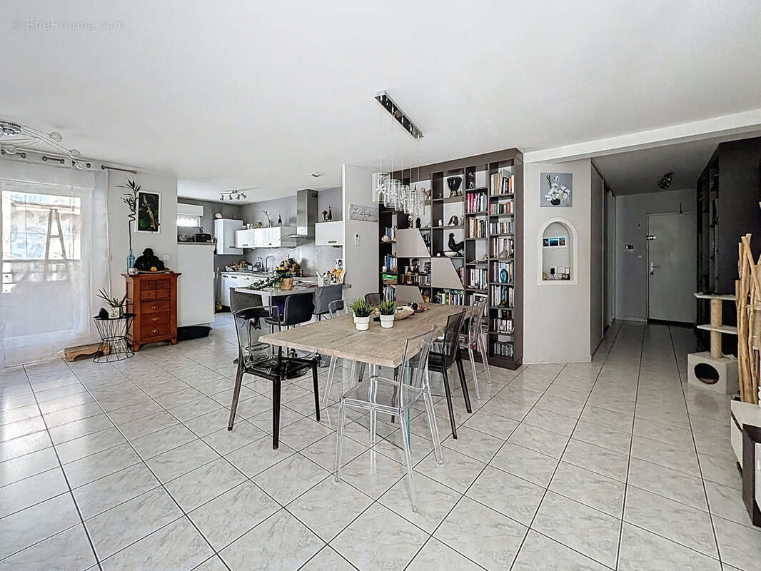 Appartement à BOURGOIN-JALLIEU