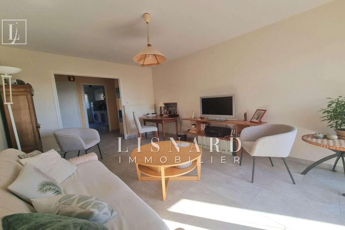 Appartement 63 m² à Vallauris  - photo 4