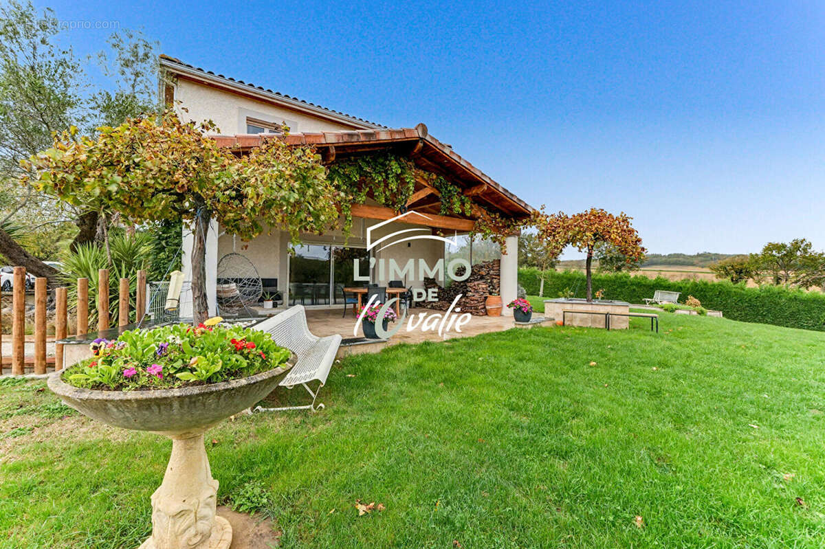 Maison à LAGRAULET-SAINT-NICOLAS