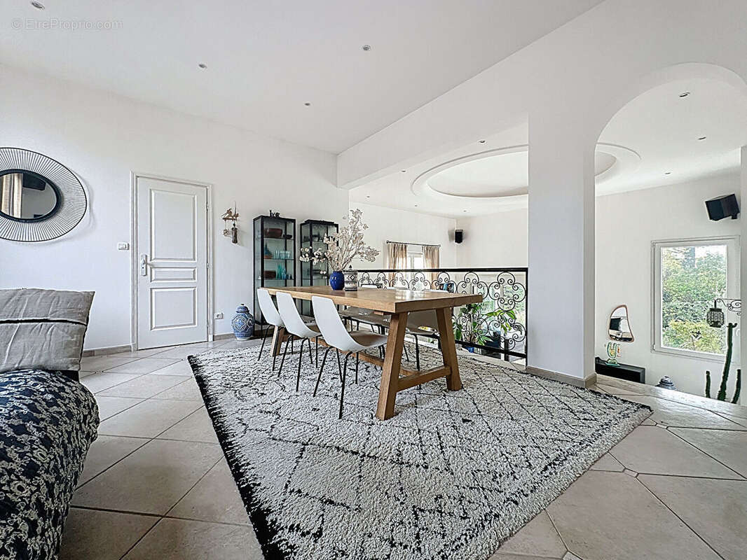 Maison à NUITS-SAINT-GEORGES