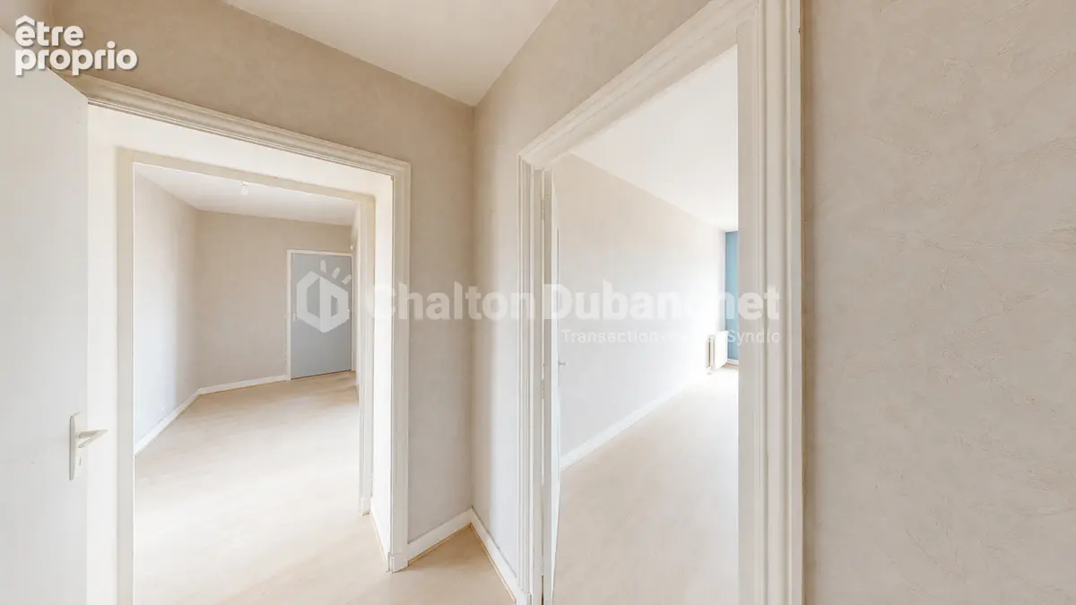 Maison de Ville - Immeuble - MABLY BOURG - photo 11