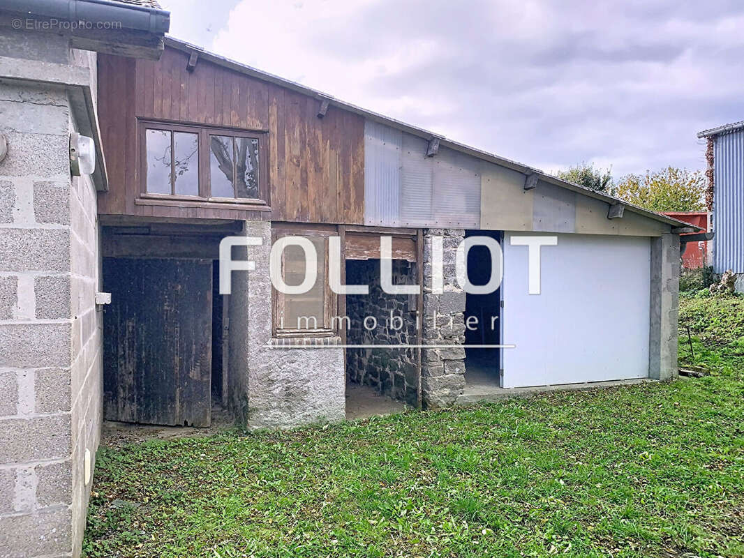 Maison à SAINT-SAMSON-DE-BONFOSSE