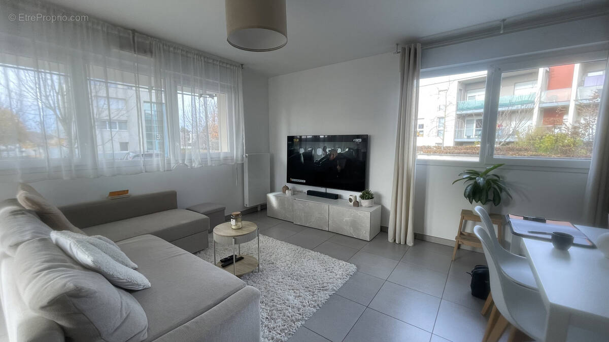 Appartement à TINQUEUX
