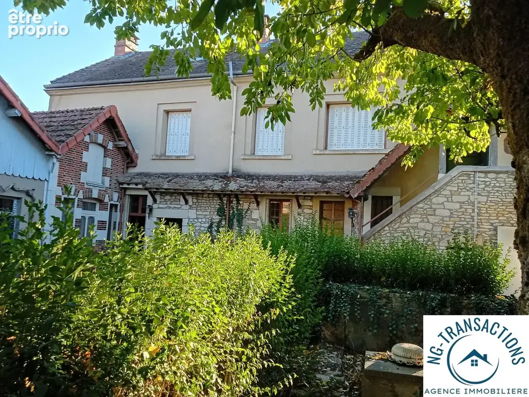 Propriété en coeur de village - photo 18