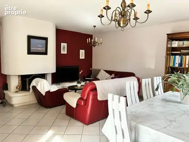 Maison 6 pièces 154 m² à vendre à Saint-Doulchard (18230) - photo 3