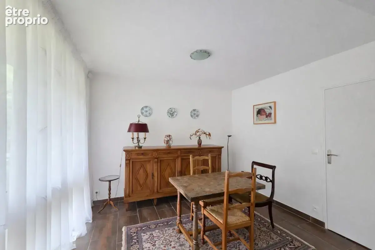 Appartement Fontenay Le Fleury 3 pièce(s) 55 m2 - photo 2