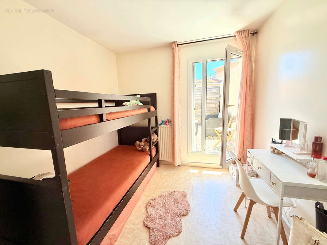 Appartement à MARSEILLE-6E